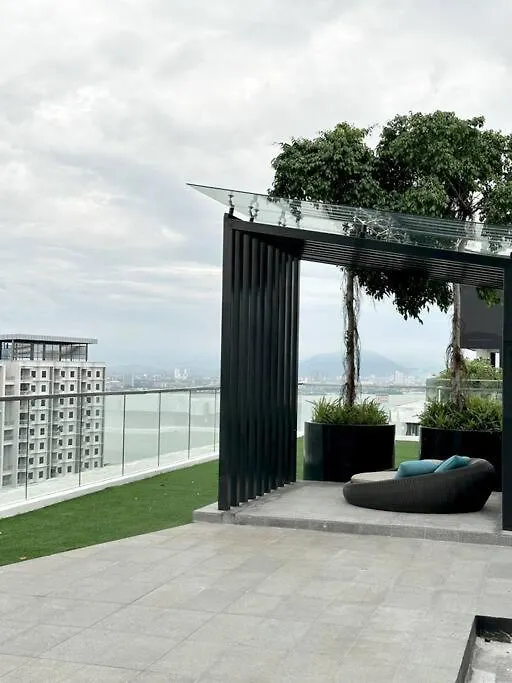 Urban Georgetown 9Pax 4Queenbed 3Bedroom 2Bath 2Carparks Jelutong