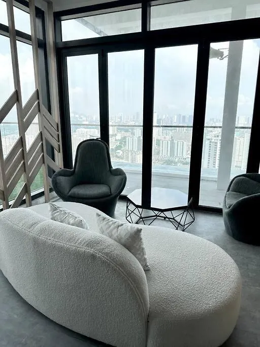 Urban Georgetown 9Pax 4Queenbed 3Bedroom 2Bath 2Carparks Jelutong