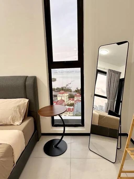 Urban Georgetown 9Pax 4Queenbed 3Bedroom 2Bath 2Carparks Jelutong