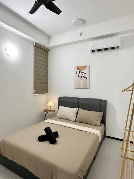 Urban Georgetown 9Pax 4Queenbed 3Bedroom 2Bath 2Carparks Jelutong Appartamento